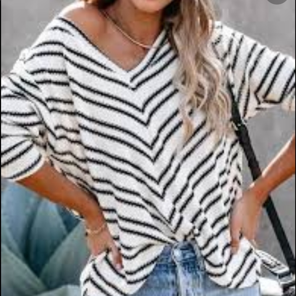 VICI Sweater